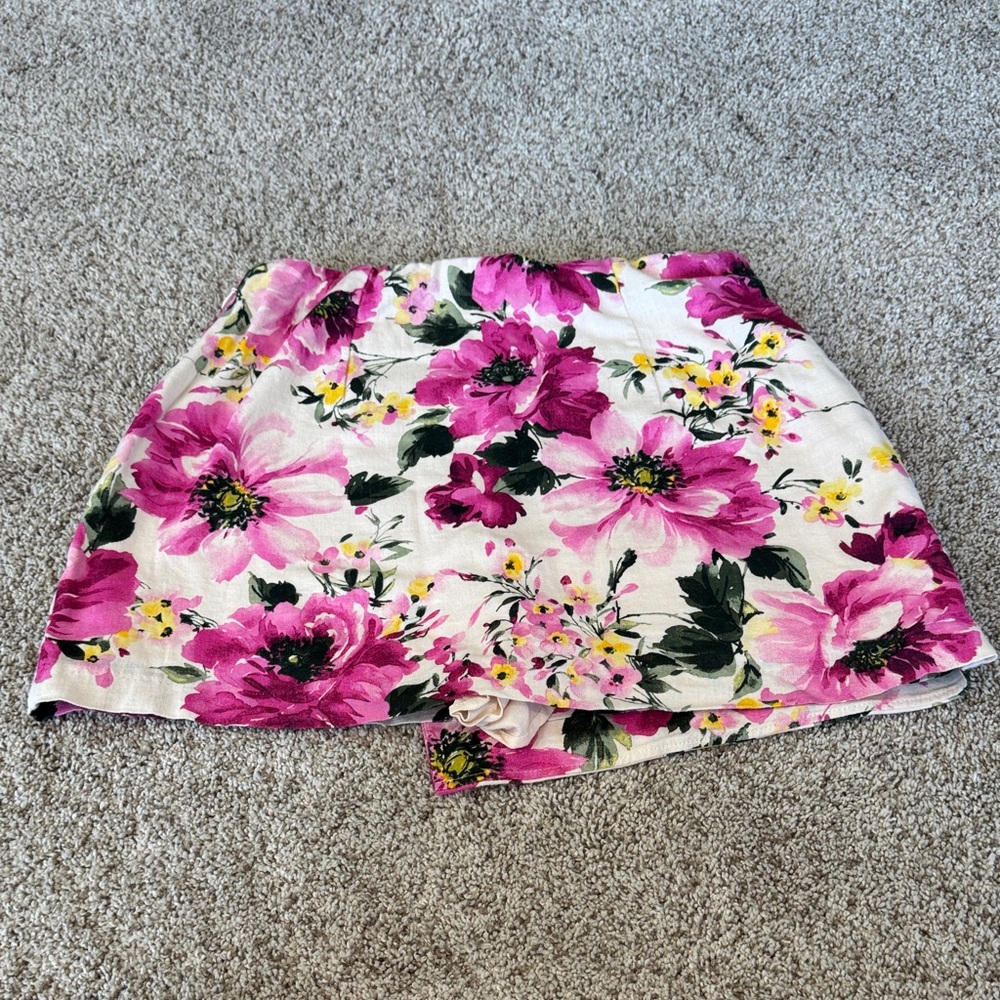 Abercrombie Scarlett Linen-Blend Wrap Mini Skort size Medium - Picture 5 of 5